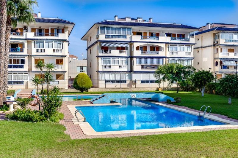 Apartamento Cerca De La Playa La Mata La Mata  Exterior photo